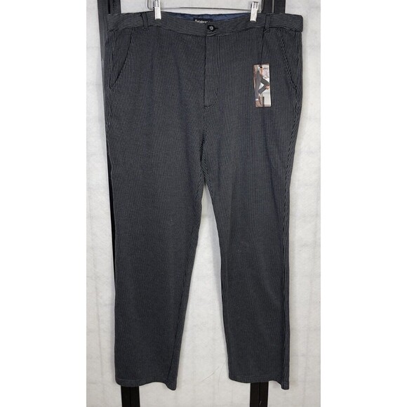 BETABRAND MEN’s STRIPPED PANTS. SIZE: 40